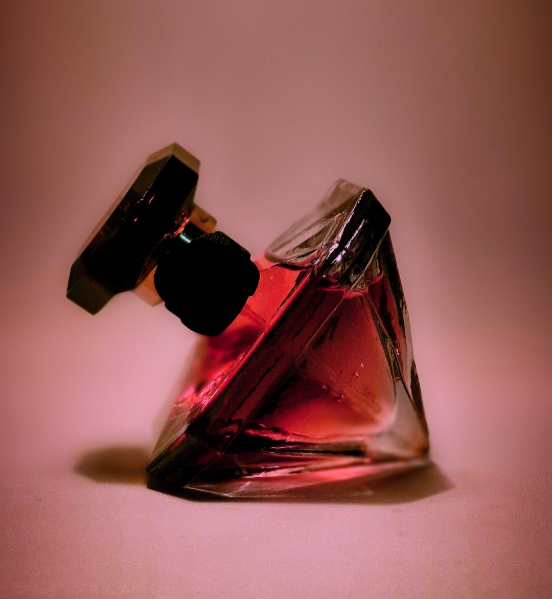 عطر مینیاتوری لانکوم الماسی Veking colo